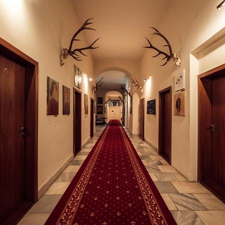 Hotel Kastiel Mojmírovce 외부 사진