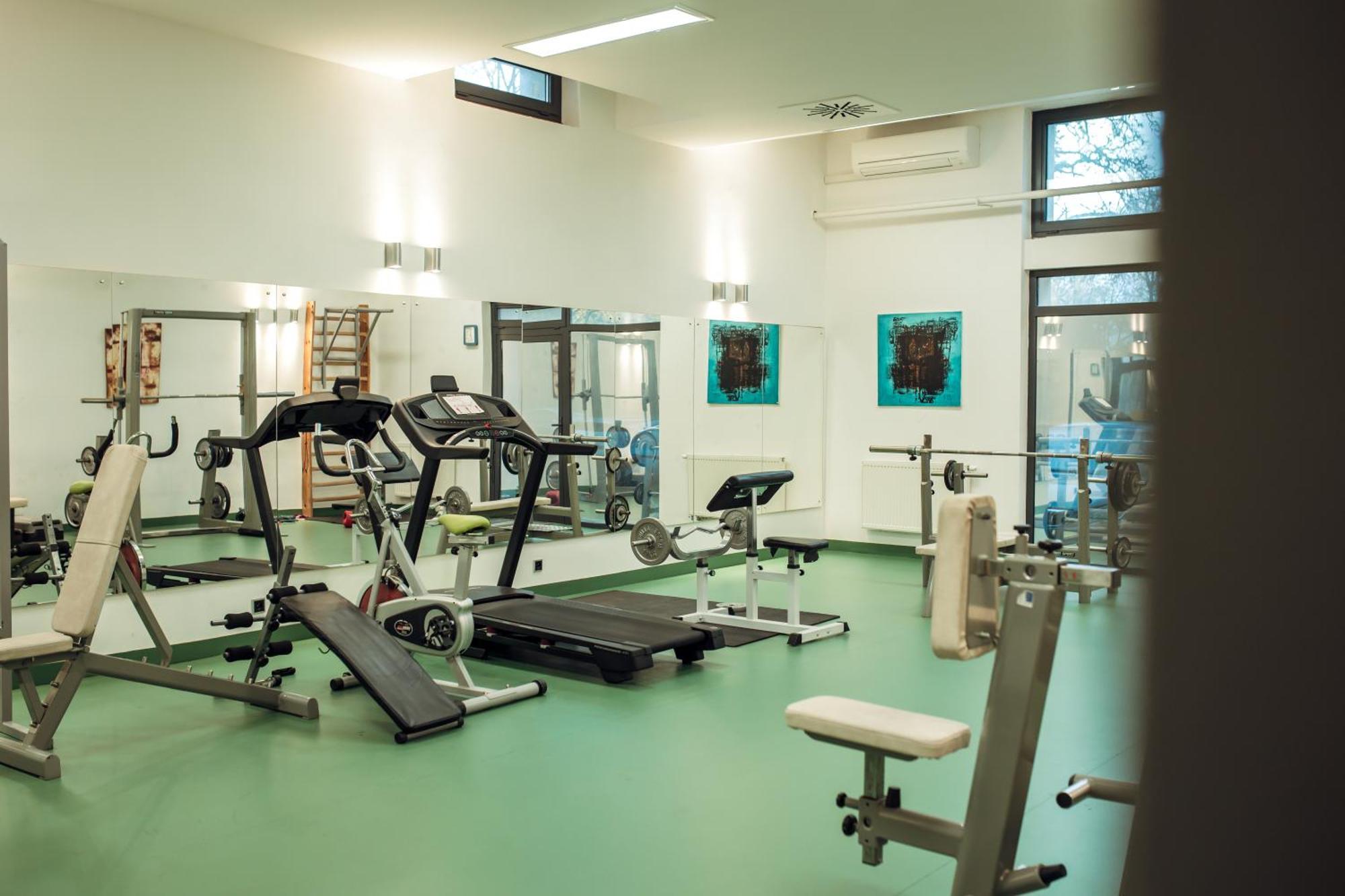 Hotel Kastiel Mojmírovce 외부 사진