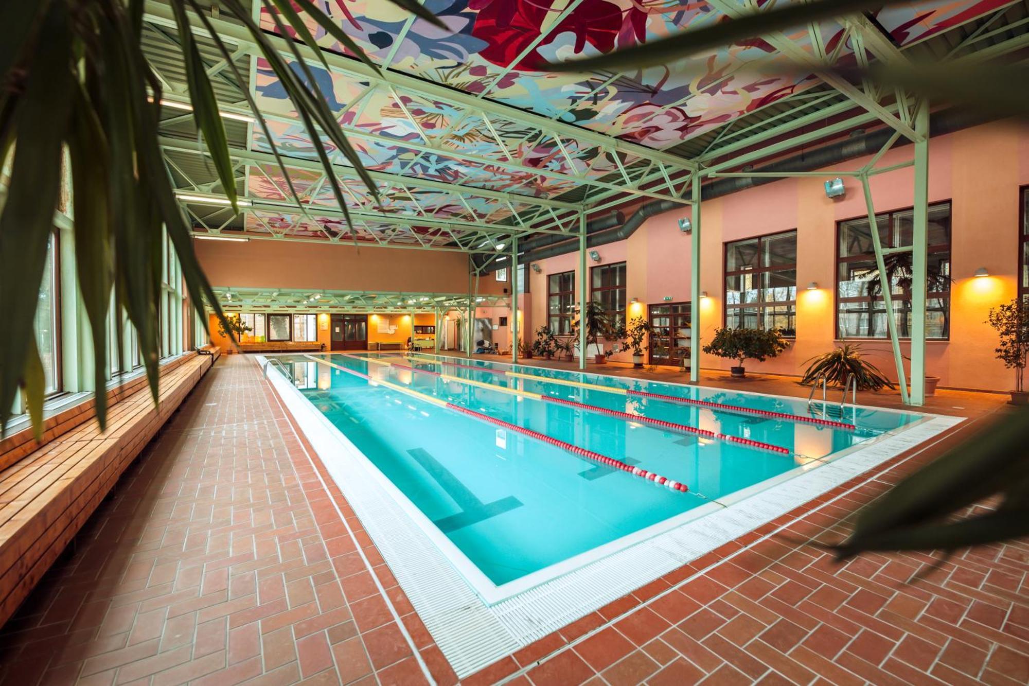 Hotel Kastiel Mojmírovce 외부 사진